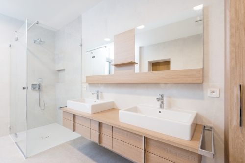 Interior,Of,Modern,Bathroom,With,Shower